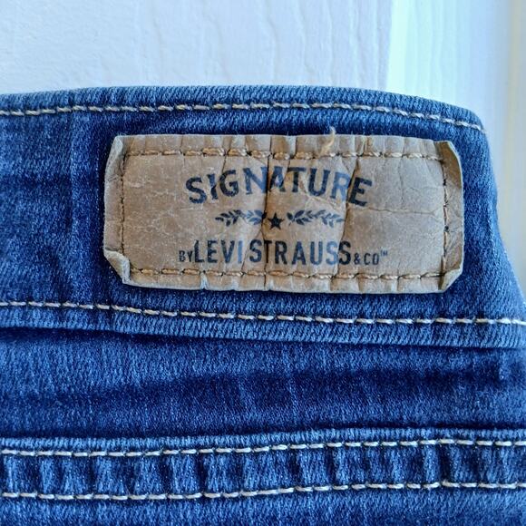 Levi Strauss Signature Modern Capri Denim Pants 20 W35 distressed stretch 40"W - Picture 7 of 14